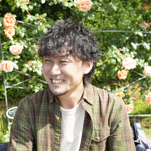 橋本みちひろ